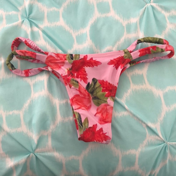 Bikini set - Picture 2 of 4